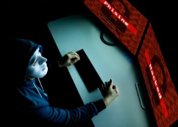 Phishing (po slovensko ribarjenje se najpogosteje uporablja v zvezi z okuženim e-poštnim sporočilom.